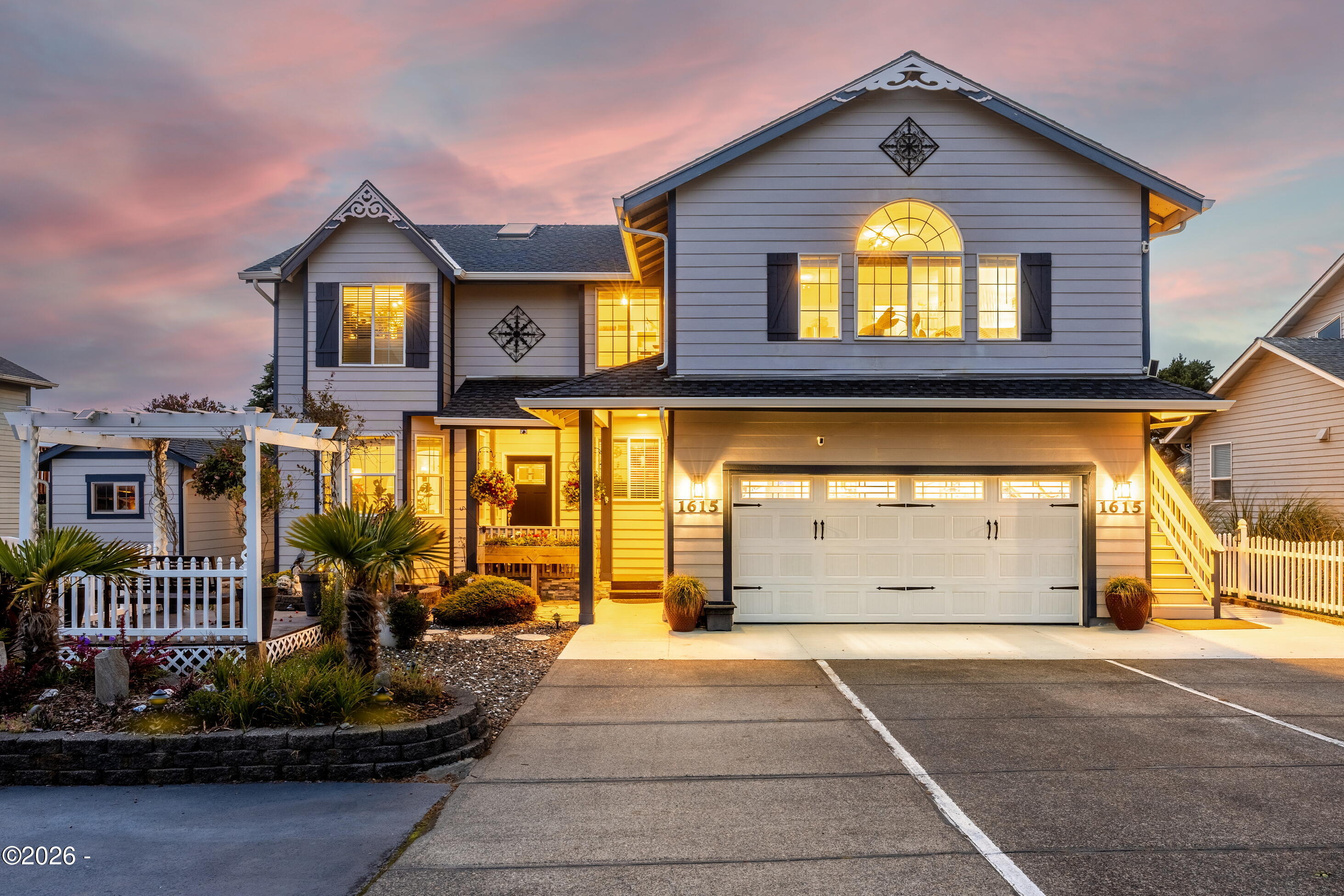 39th St, Lincoln City, OR 97367