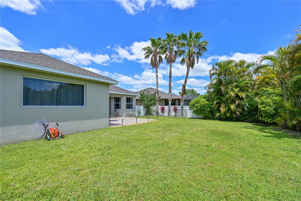 Bradenton, Florida, 34212, United States, 5 Bedrooms Bedrooms, ,3 BathroomsBathrooms,Residential,For Sale,1897819
