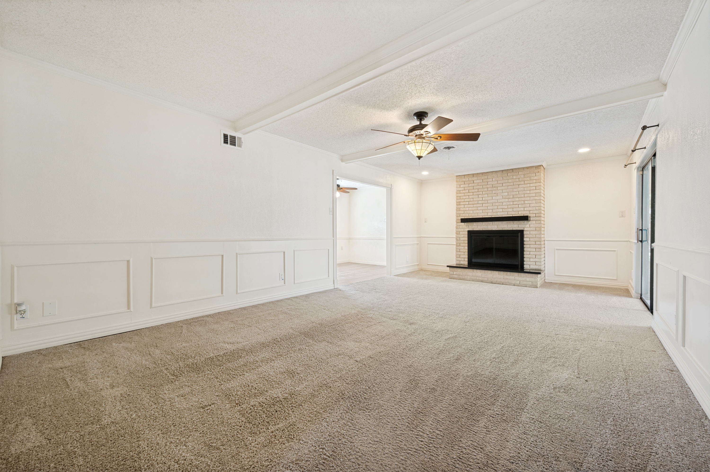  221 Linda Lane, Irving, TX, 75062 - 物件實景