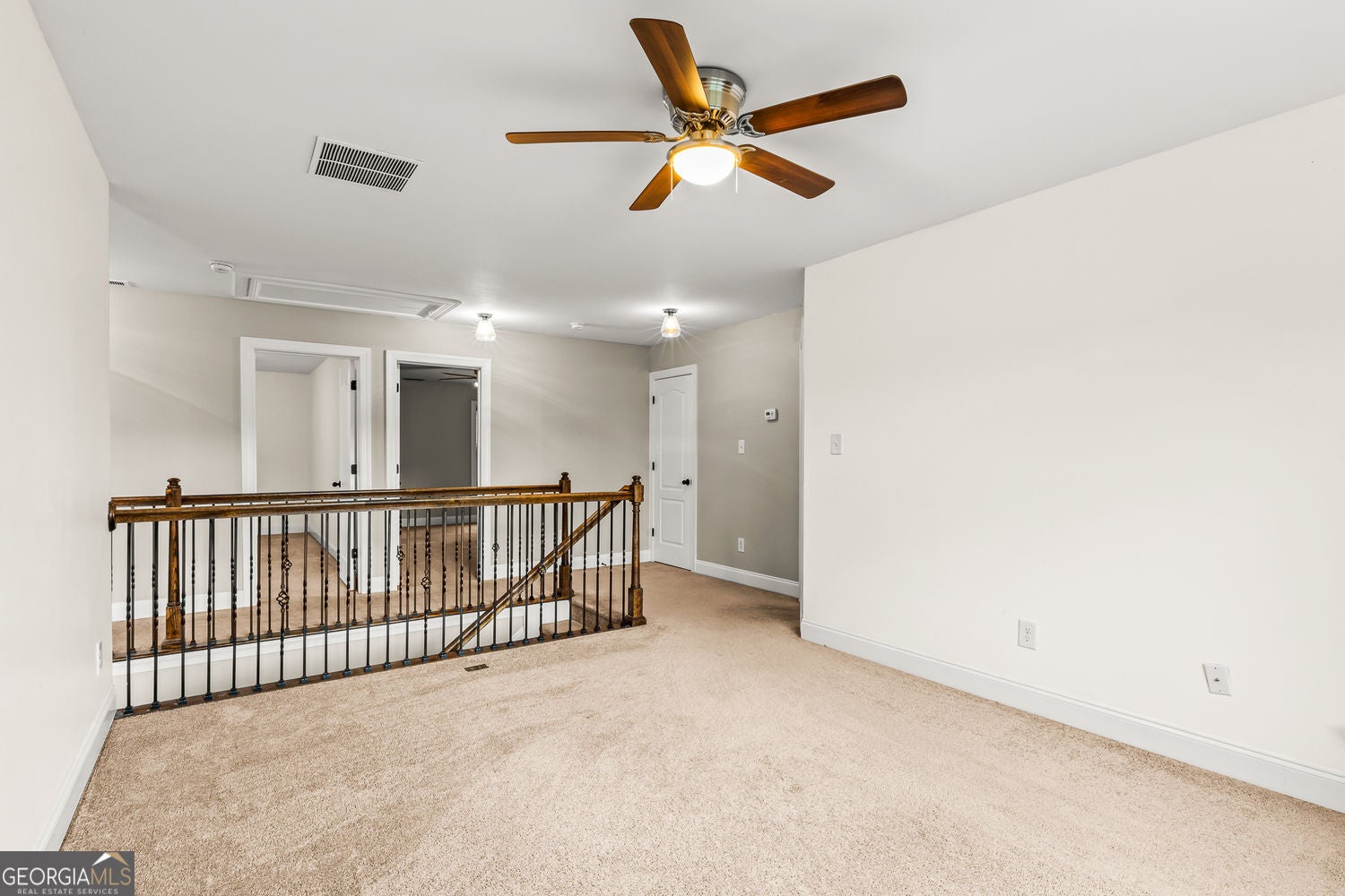 Senoia, Georgia, 30276, United States, 5 Bedrooms Bedrooms, ,4 BathroomsBathrooms,Residential,For Sale,1877866