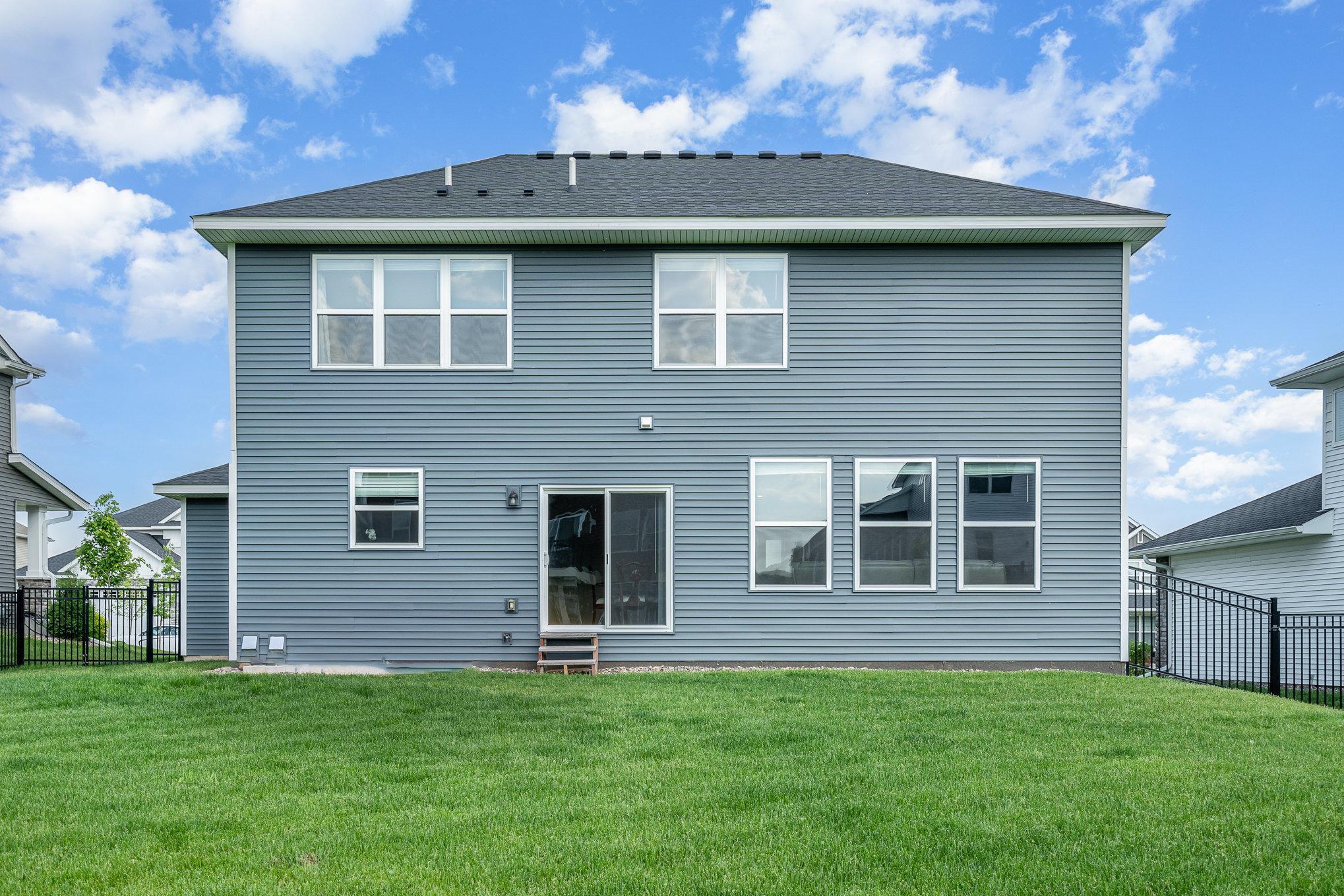 Cottage Grove, Minnesota, 55016, United States, 4 Bedrooms Bedrooms, ,3 BathroomsBathrooms,Residential,For Sale,1989709