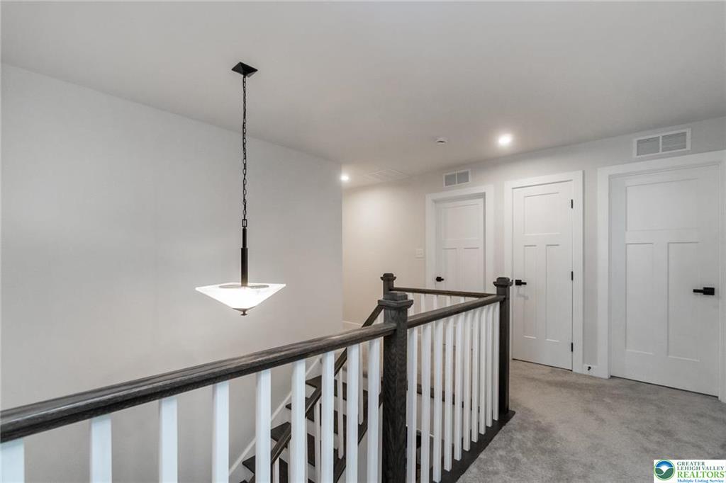 Catasauqua, Pennsylvania, 18032, United States, 5 Bedrooms Bedrooms, ,5 BathroomsBathrooms,Residential,For Sale,2008861