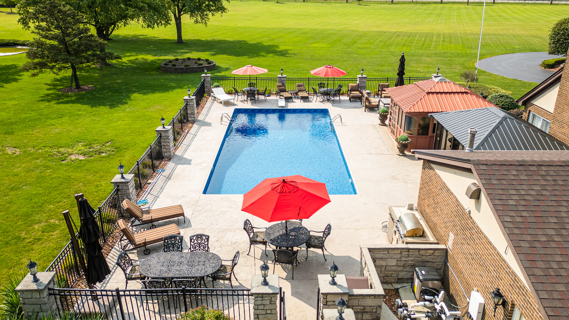 Homer Glen, Illinois, 60491, United States, 4 Bedrooms Bedrooms, ,5 BathroomsBathrooms,Residential,For Sale,1940252