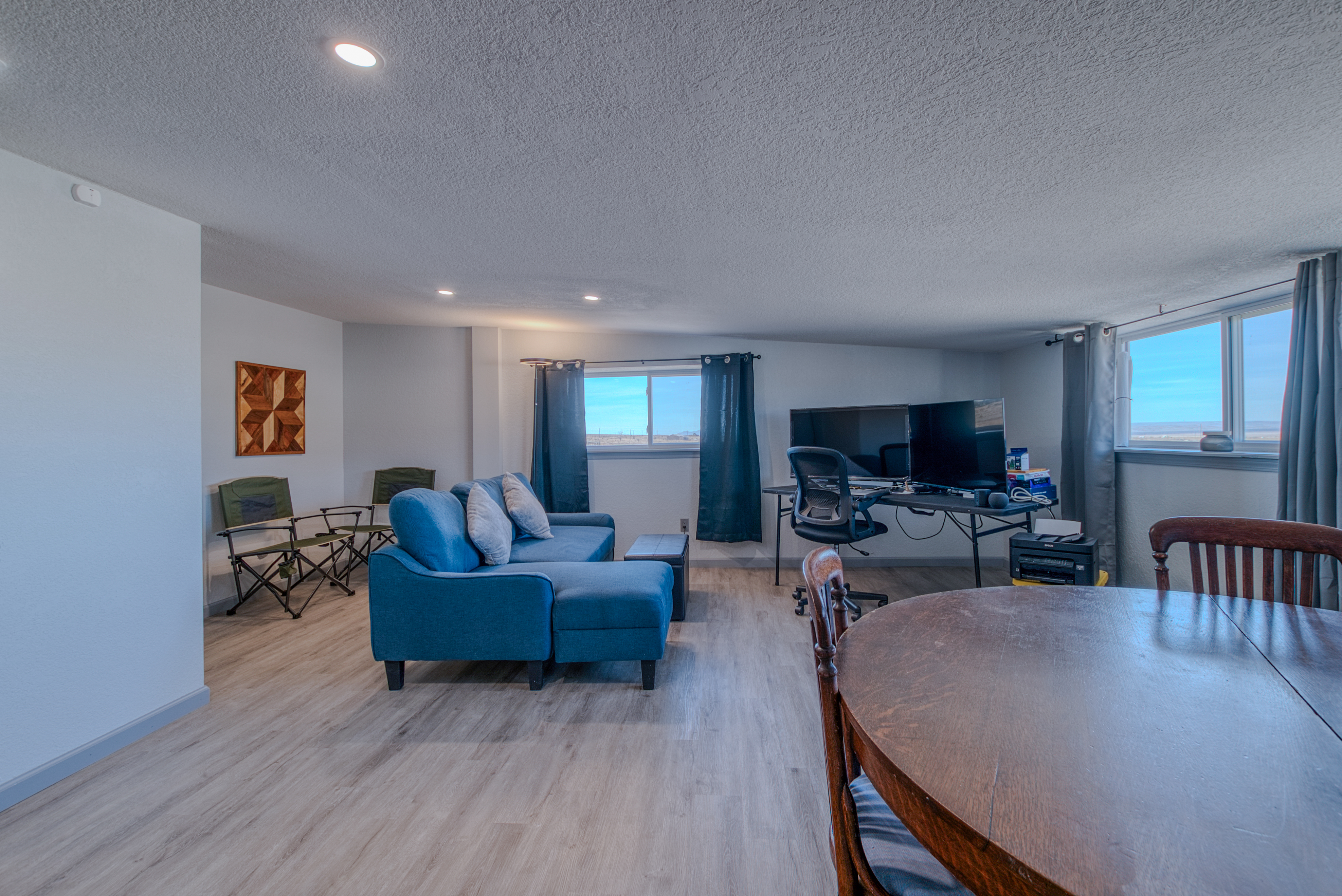 Carrizozo, New Mexico, 88301, United States, 3 Bedrooms Bedrooms, ,3 BathroomsBathrooms,Residential,For Sale,1695318