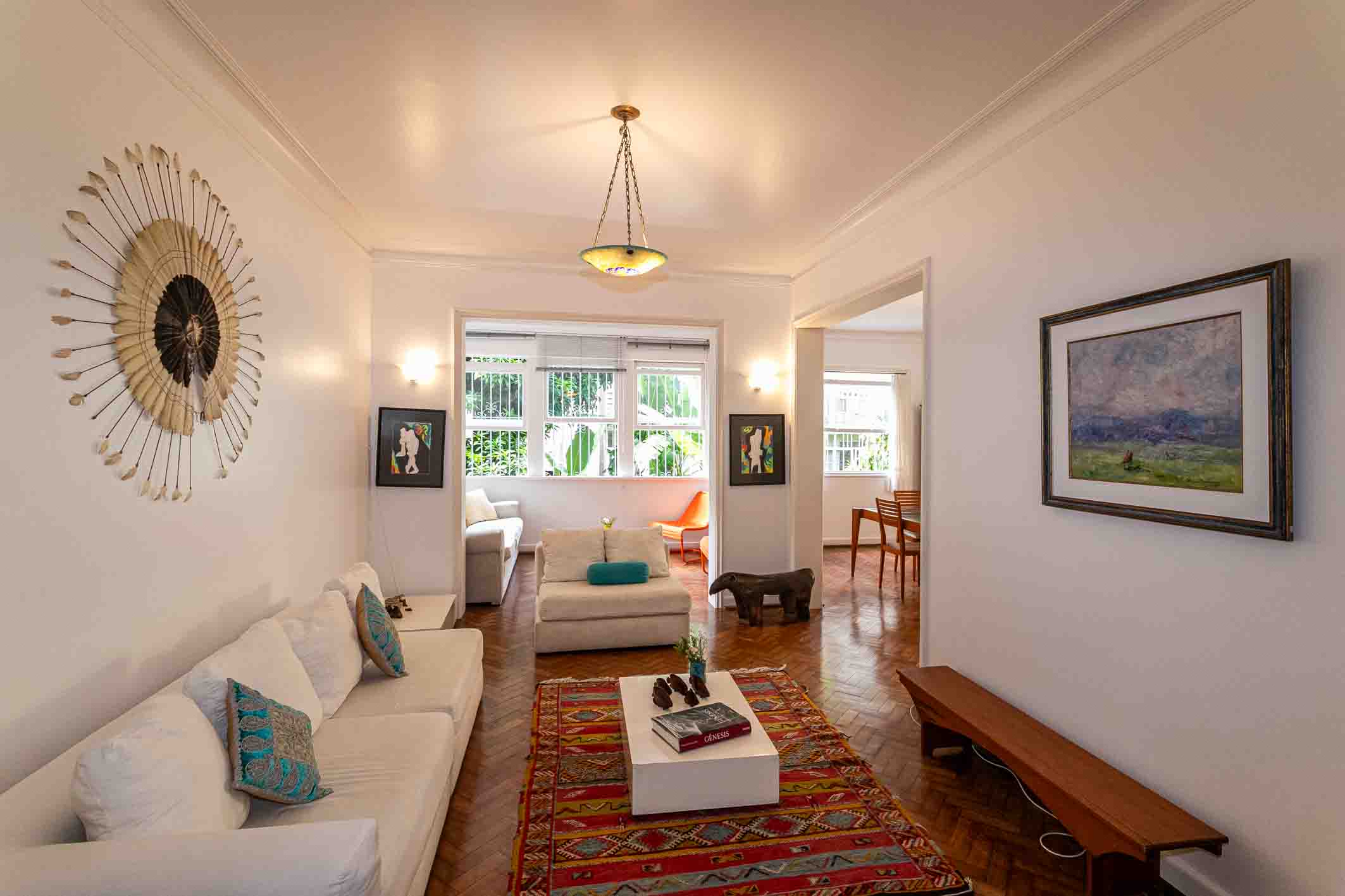  Spacious residence on a quiet street with landscaped garden - 物件實景