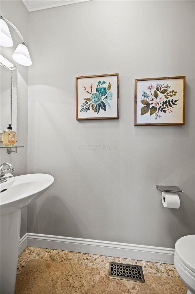 Columbus, Ohio, 43206, United States, 3 Bedrooms Bedrooms, ,4 BathroomsBathrooms,Residential,For Sale,1979603