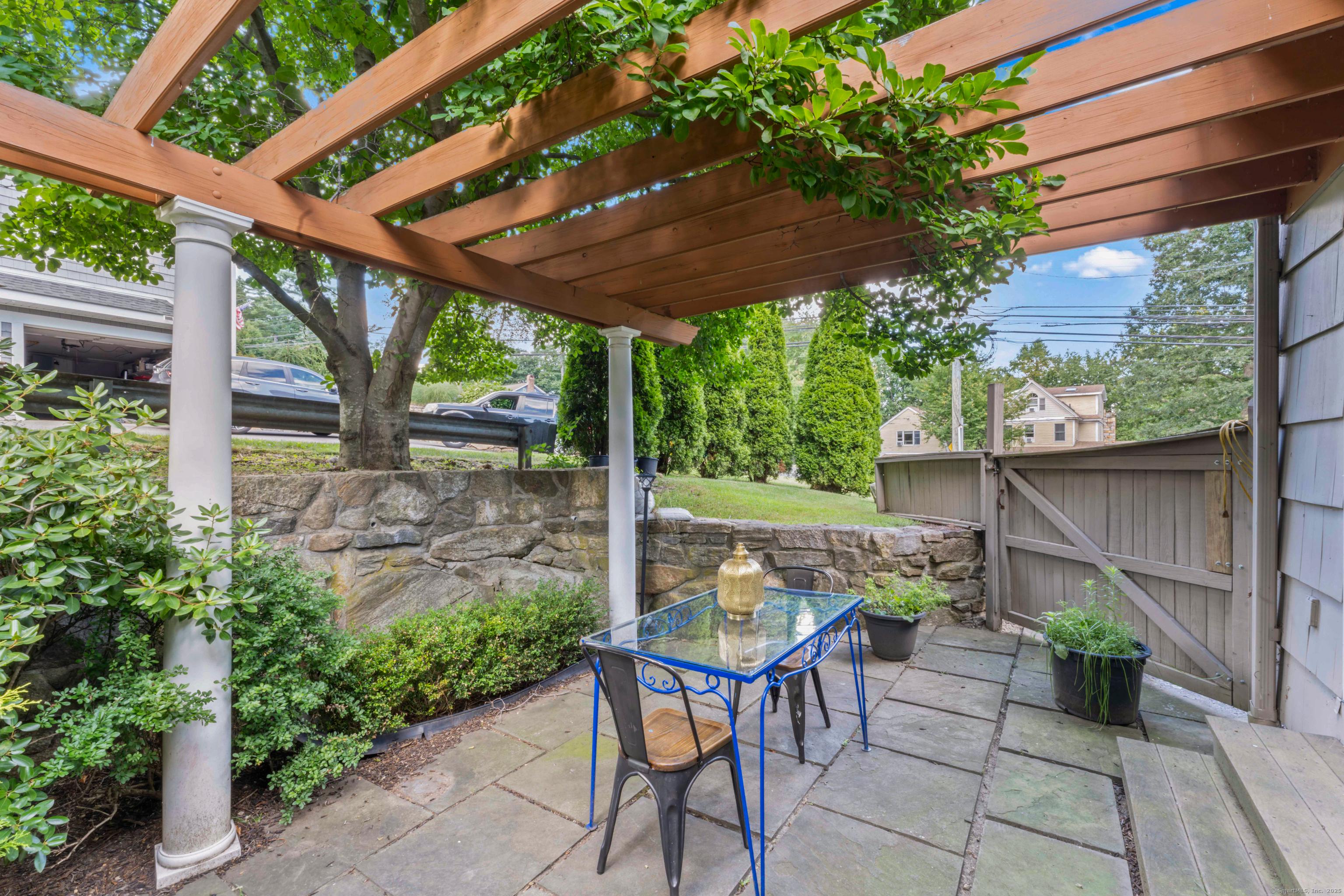 Trumbull, Connecticut, 06611, United States, 4 Bedrooms Bedrooms, ,3 BathroomsBathrooms,Residential,For Sale,1937937