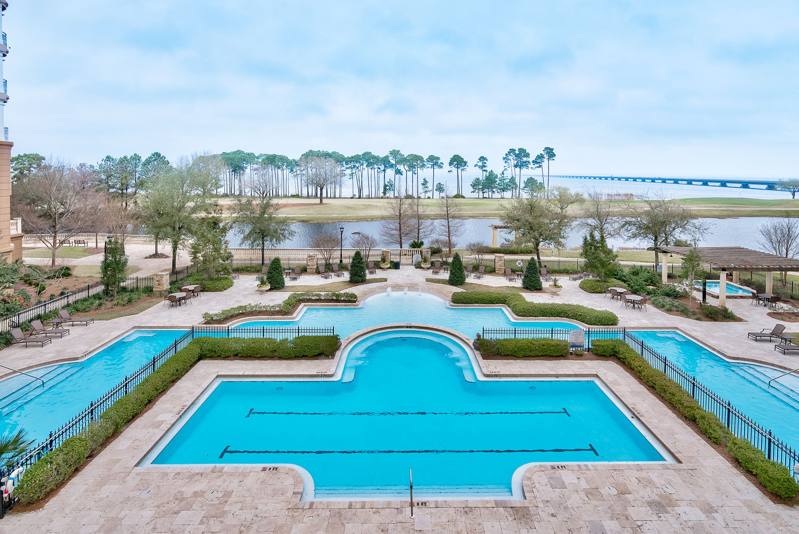  Elevated Living Overlooking The Bay in Destin