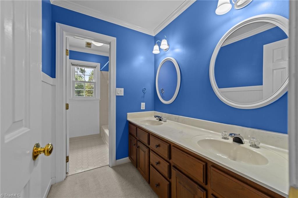 Greensboro, North Carolina, 27410, United States, 4 Bedrooms Bedrooms, ,3 BathroomsBathrooms,Residential,For Sale,1865438