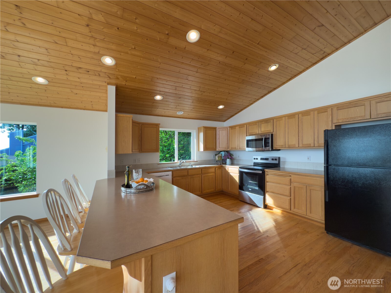 Hat Island, Washington, 98206, United States, 2 Bedrooms Bedrooms, ,2 BathroomsBathrooms,Residential,For Sale,1975923