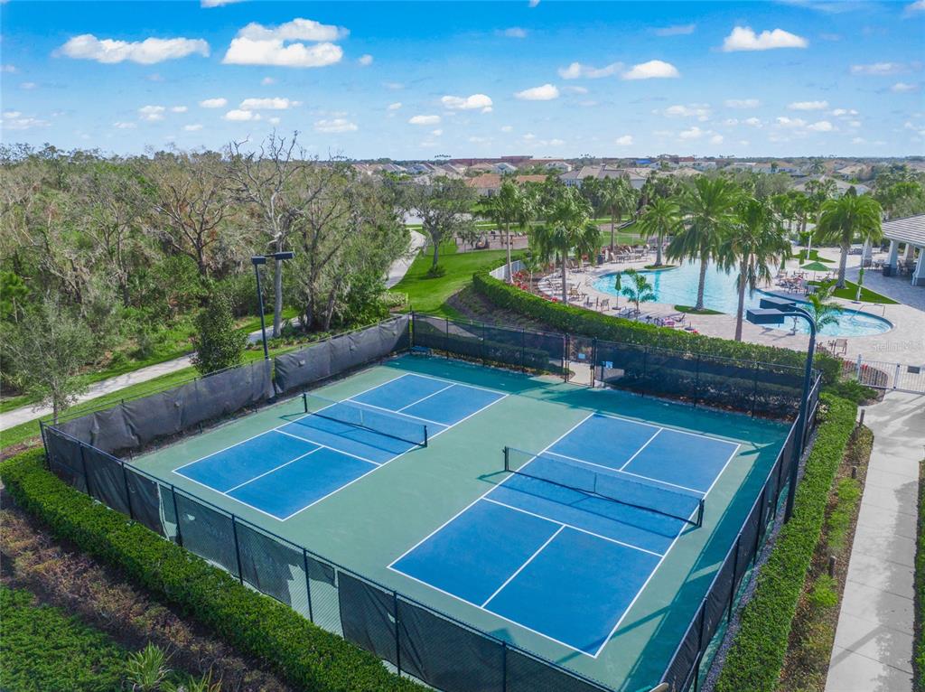 Bradenton, Florida, 34211, United States, 4 Bedrooms Bedrooms, ,4 BathroomsBathrooms,Residential,For Sale,1723904