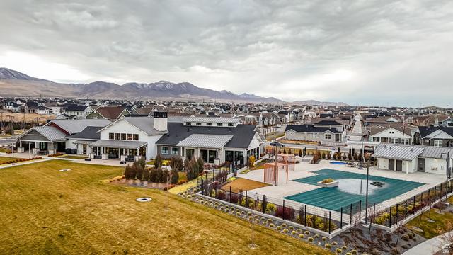 South Jordan, Utah, 84009, United States, 3 Bedrooms Bedrooms, ,3 BathroomsBathrooms,Residential,For Sale,2005216