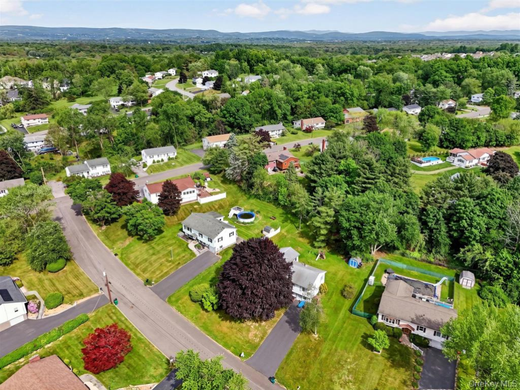 Wappingers Falls, New York, 12590, United States, 4 Bedrooms Bedrooms, ,2 BathroomsBathrooms,Residential,For Sale,2049359