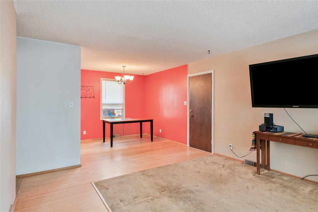 Missoula, Montana, 59801, United States, 3 Bedrooms Bedrooms, ,2 BathroomsBathrooms,Residential,For Sale,1938324