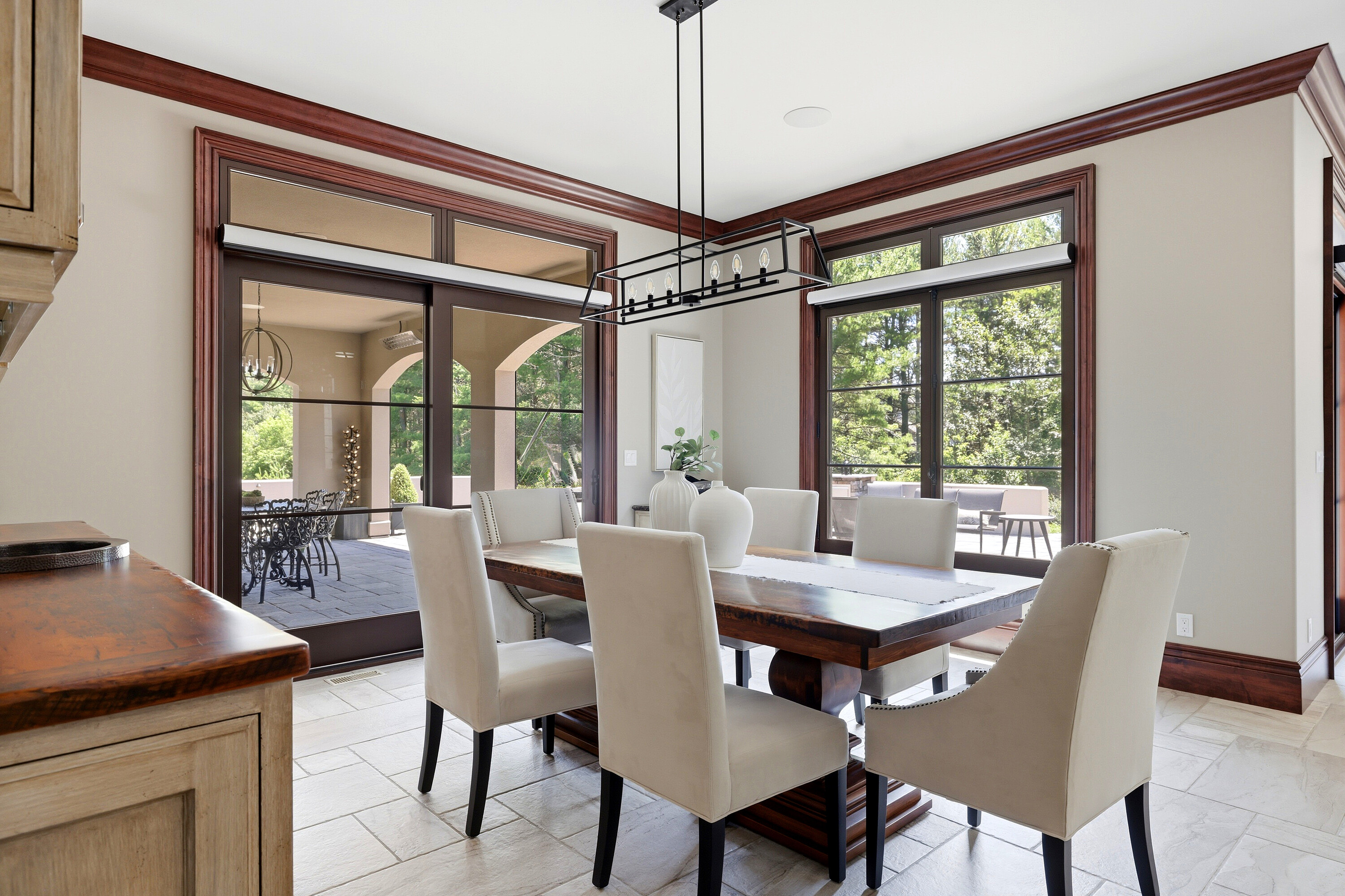  Custom Elegance Home - 物件實景