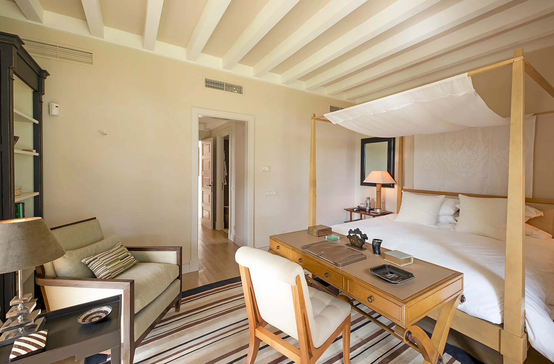  Villa on the front line of Valderrama golf with a large plot in Sotogrande - 物件實景