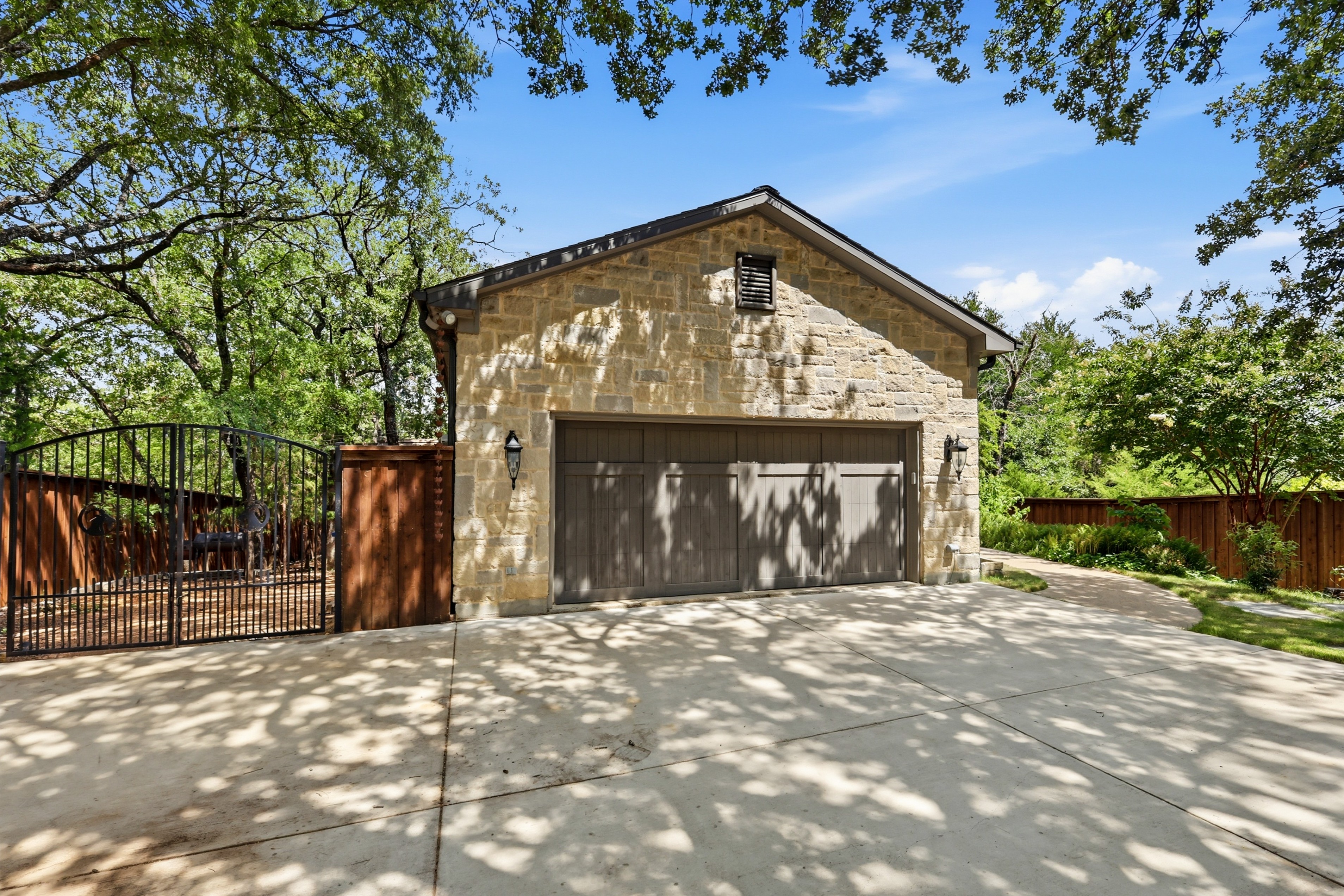  2930 Peninsula Drive, Grapevine, TX, 76051 - 物件實景