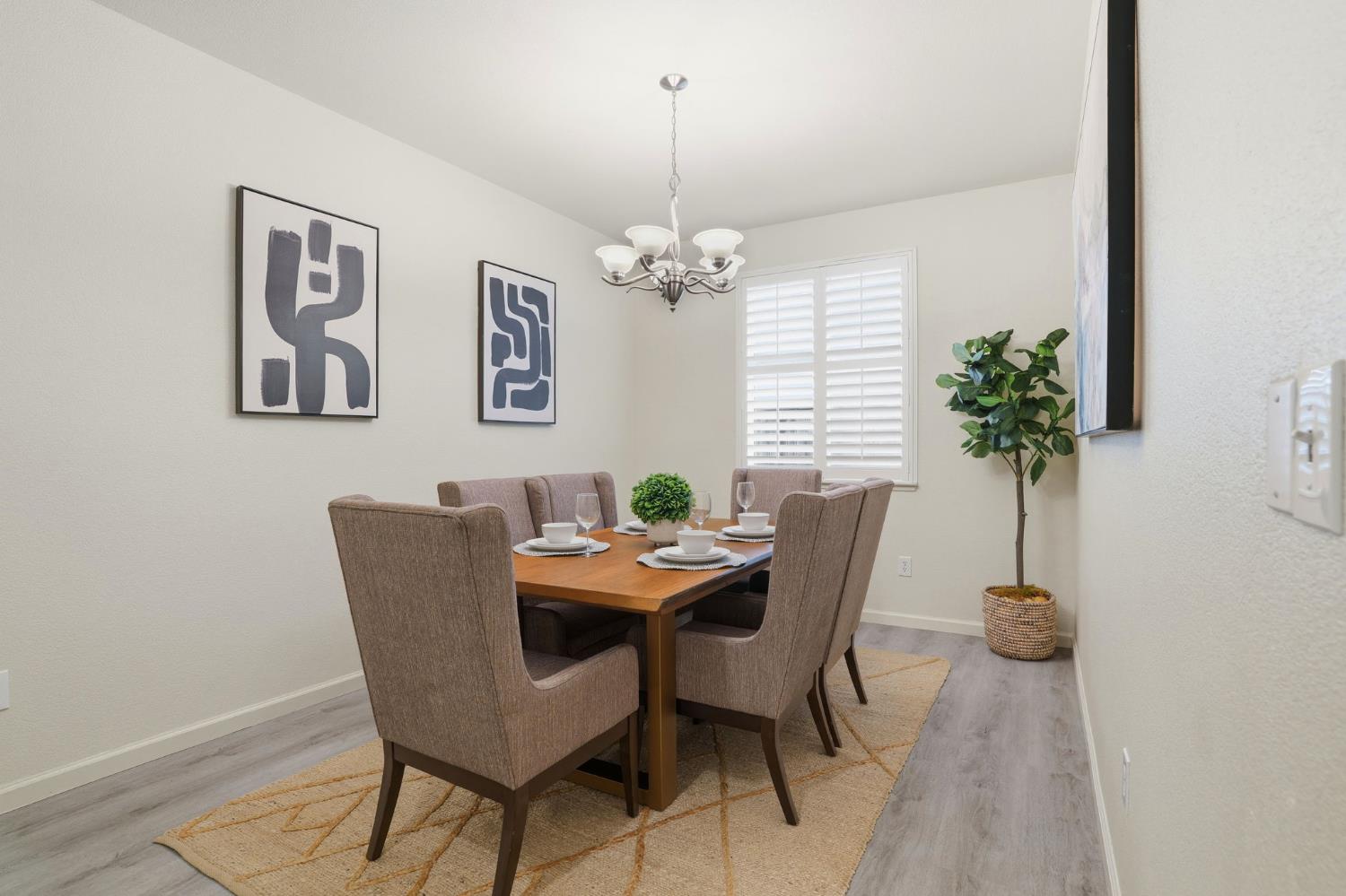 Stockton, California, 95209, United States, 4 Bedrooms Bedrooms, ,3 BathroomsBathrooms,Residential,For Sale,1998971