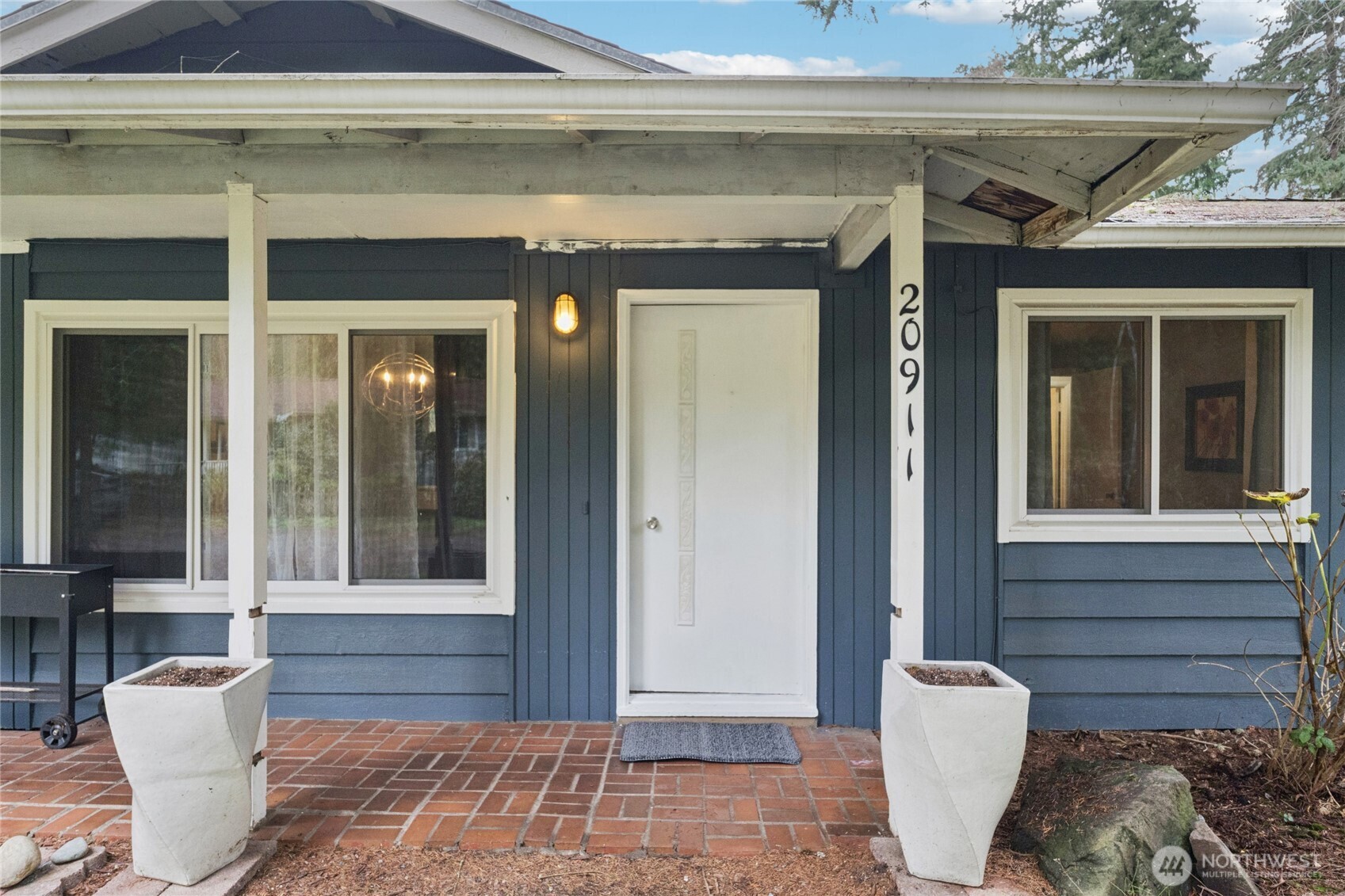 Bothell, Washington, 98021, United States, 3 Bedrooms Bedrooms, ,1 BathroomBathrooms,Residential,For Sale,2009966