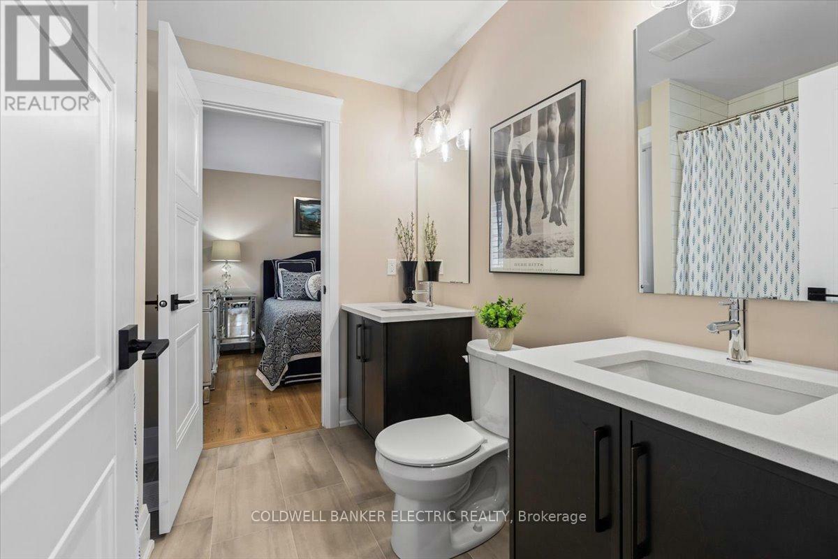PETERBOROUGH NORTH (NORTH), Ontario, K9K 0H7, CA, 5 Bedrooms Bedrooms, ,4 BathroomsBathrooms,Residential,For Sale,1827816