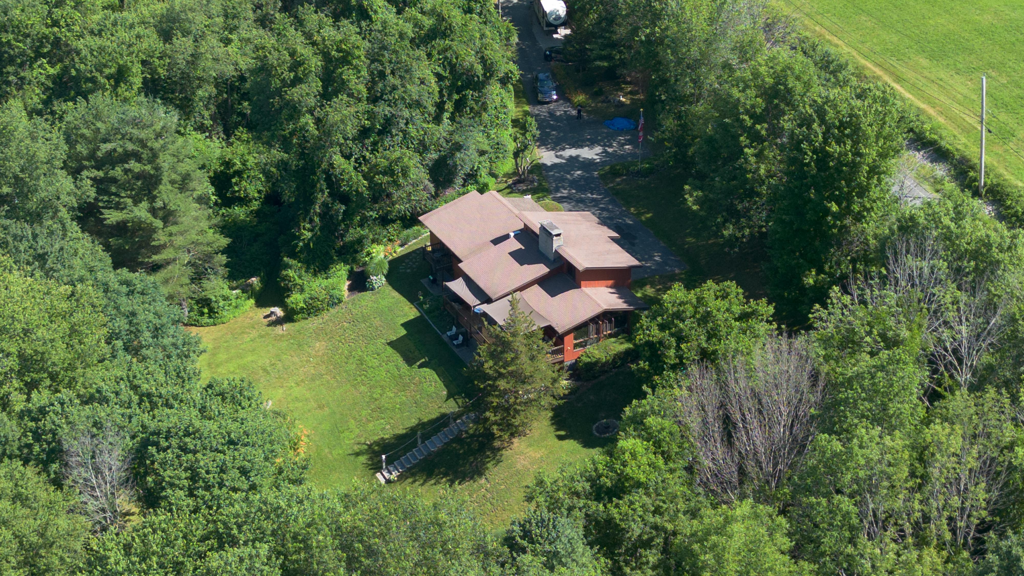 Southbridge, Massachusetts, 01550, United States, 5 Bedrooms Bedrooms, ,3 BathroomsBathrooms,Residential,For Sale,1974203