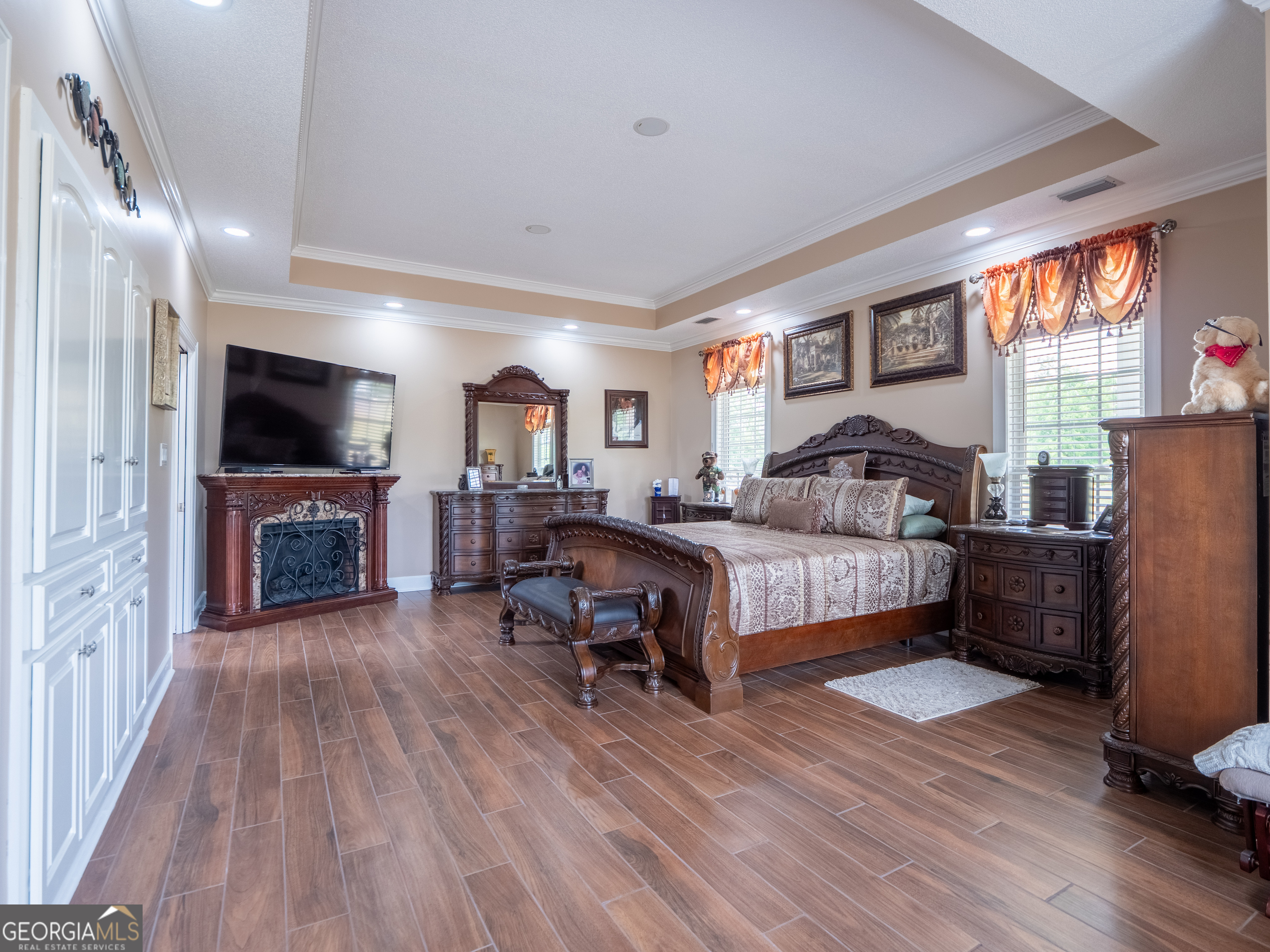 Valdosta, Georgia, 31601, United States, 3 Bedrooms Bedrooms, ,4 BathroomsBathrooms,Residential,For Sale,1836359
