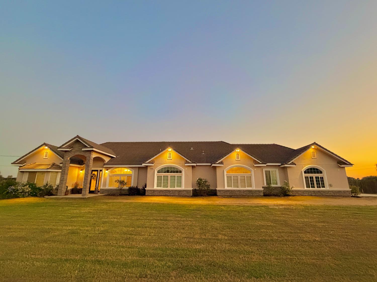 Madera, California, 93638, United States, 4 Bedrooms Bedrooms, ,4 BathroomsBathrooms,Residential,For Sale,2015334