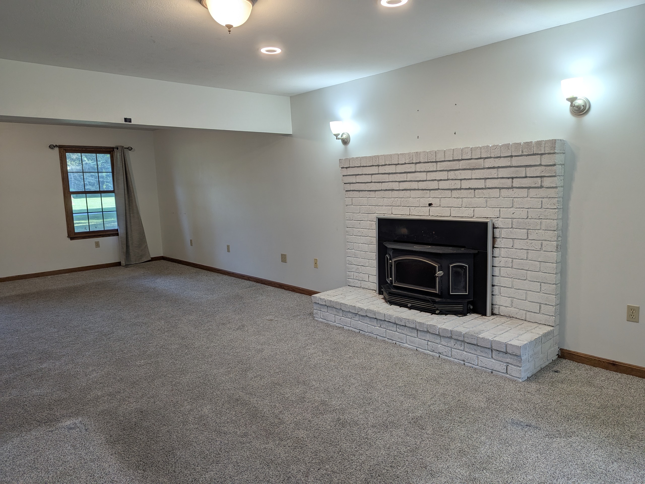 Uniontown, Ohio, 44685, United States, 6 Bedrooms Bedrooms, ,4 BathroomsBathrooms,Residential,For Sale,1945002