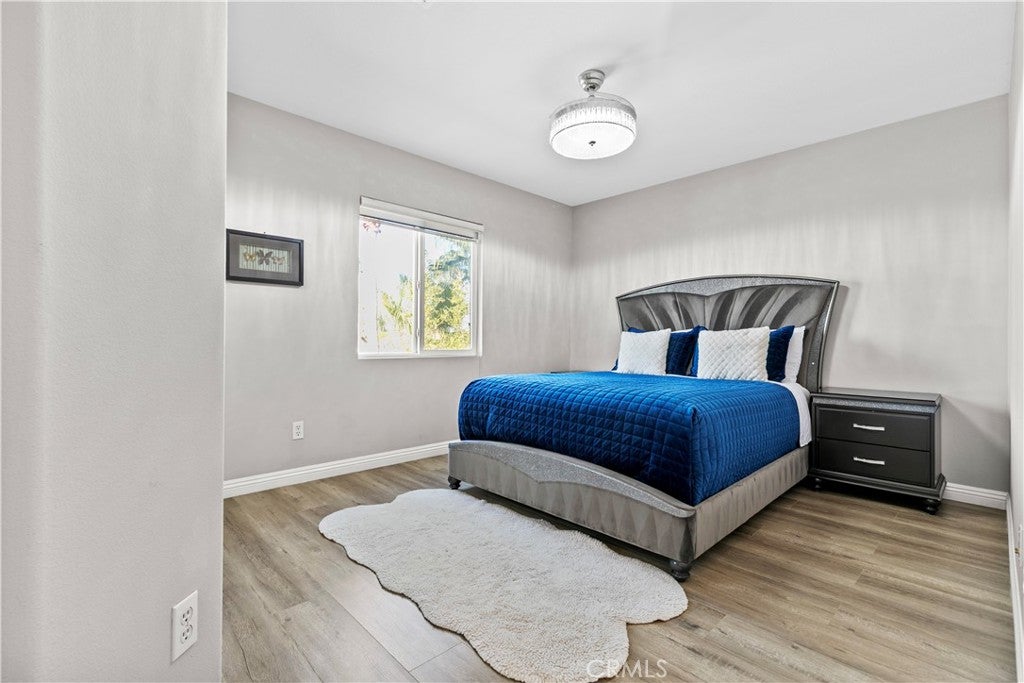 Indio, California, 92203, United States, 5 Bedrooms Bedrooms, ,3 BathroomsBathrooms,Residential,For Sale,1989302