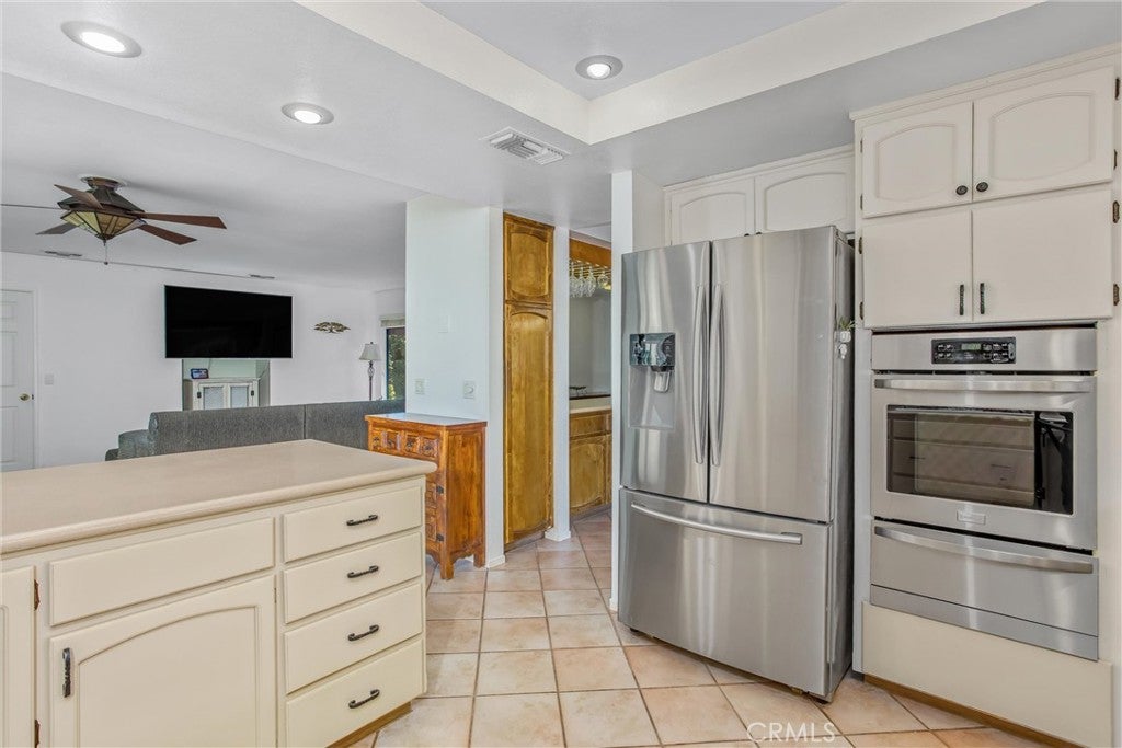 Cherry Valley, California, 92223, United States, 6 Bedrooms Bedrooms, ,3 BathroomsBathrooms,Residential,For Sale,1973904