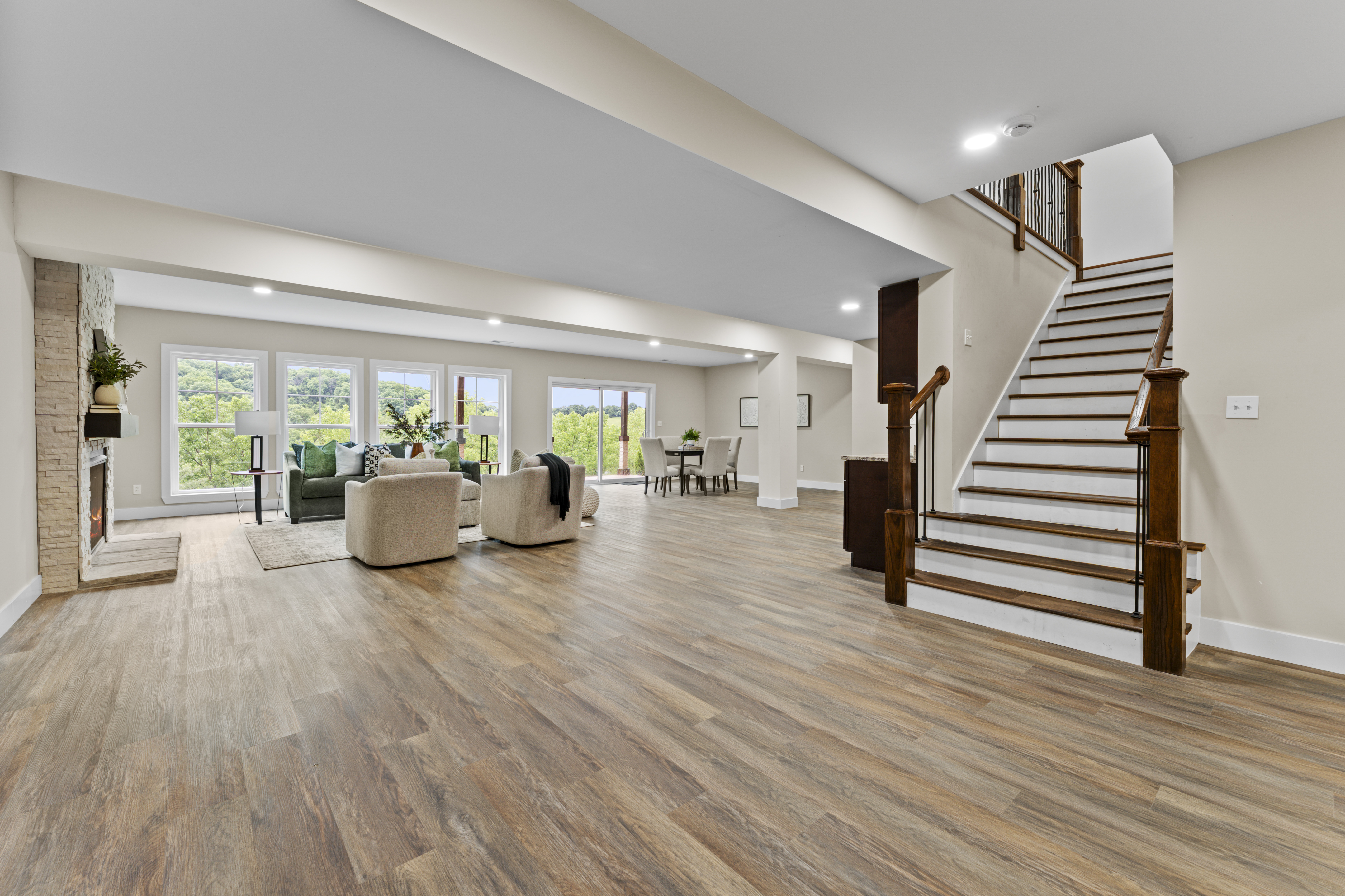  Completed New Construction Ranch in Saint Albans Vineyards - 物件實景