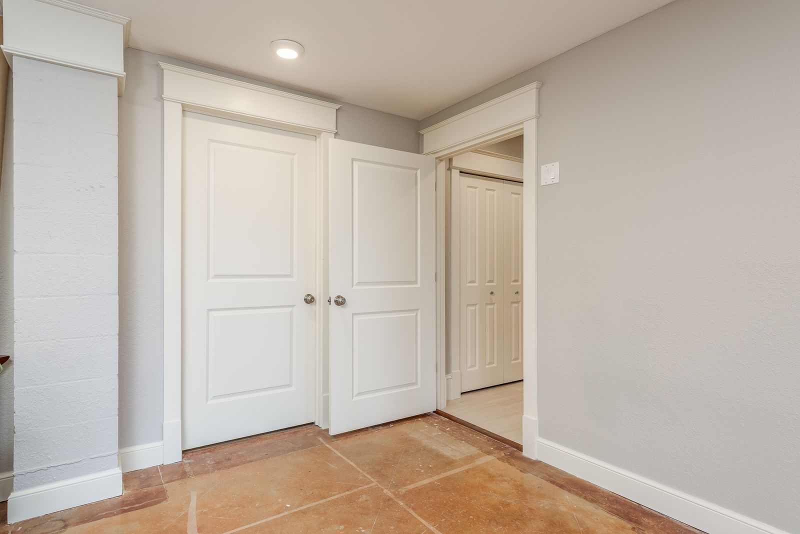 Clearwater, Florida, 33767, United States, 5 Bedrooms Bedrooms, ,5 BathroomsBathrooms,Residential,For Sale,1984474