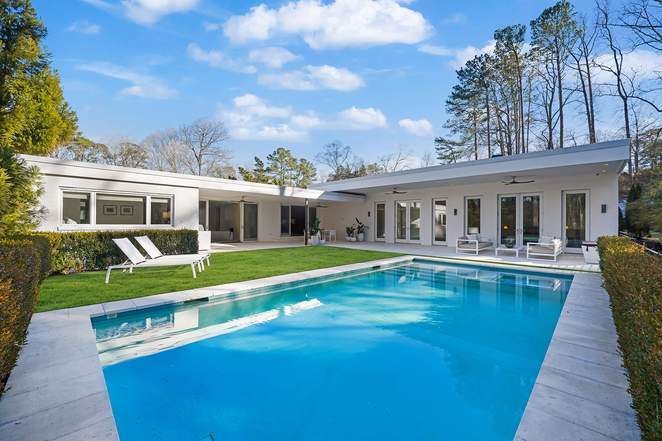  Magazine-worthy Mid-century Modern Retreat in the Heart of Morningside - 物件實景