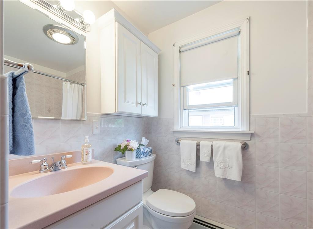 West Warwick, Rhode Island, 02893, United States, 6 Bedrooms Bedrooms, ,2 BathroomsBathrooms,Residential,For Sale,1973795