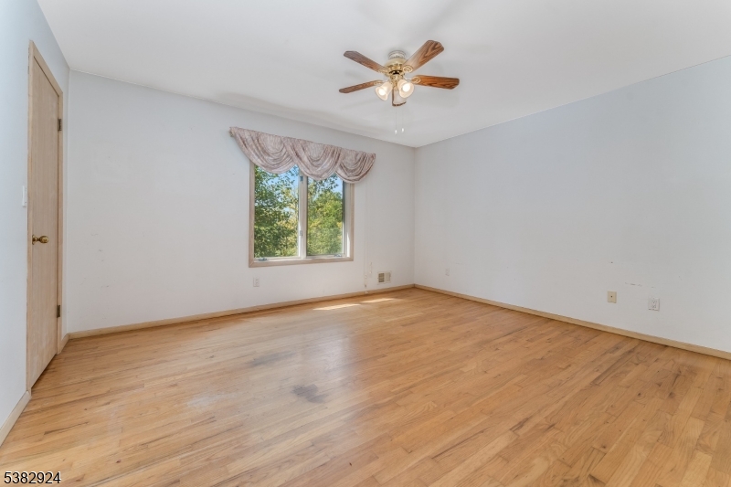 Delaware Twp., New Jersey, 08559, United States, 4 Bedrooms Bedrooms, ,3 BathroomsBathrooms,Residential,For Sale,1942245