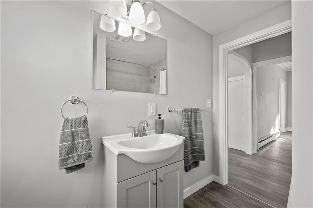Providence, Rhode Island, 02906, United States, 3 Bedrooms Bedrooms, ,2 BathroomsBathrooms,Residential,For Sale,1850719