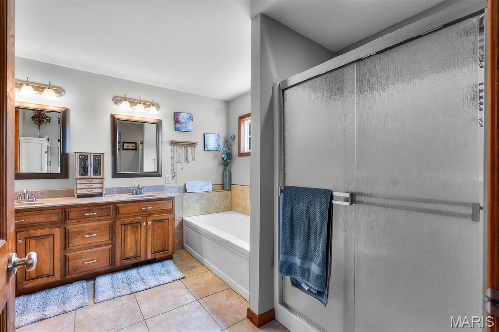 Scott City, Missouri, 63780, United States, ,Residential,For Sale,1976457