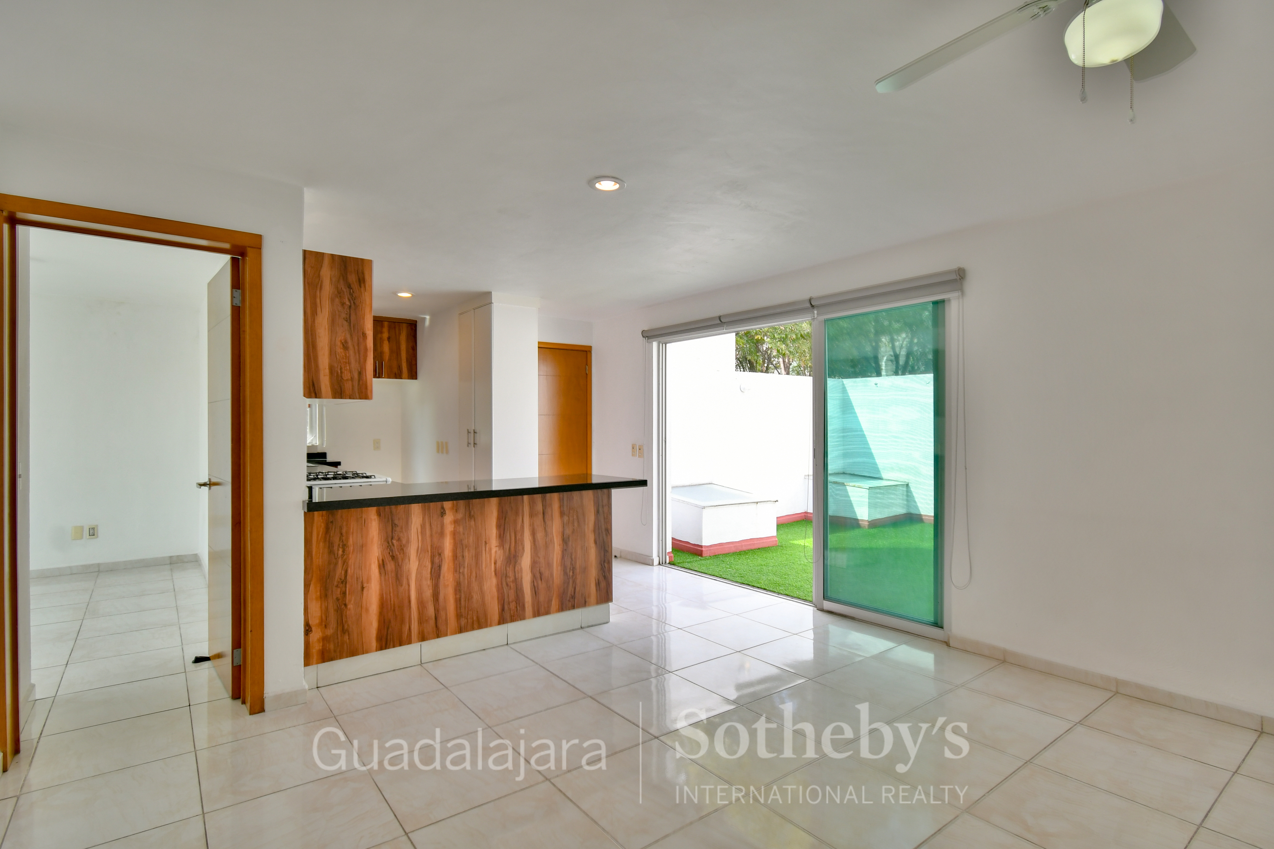  Casa duplex en condominio Puerta del Valle en venta - 物件實景