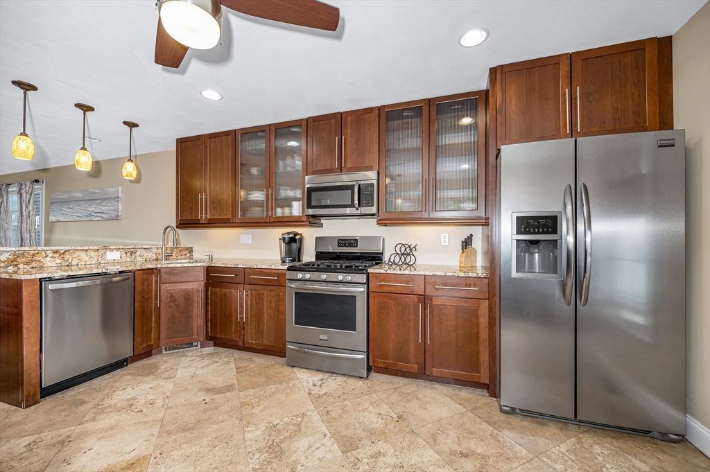 Salisbury, Massachusetts, 01952, United States, 4 Bedrooms Bedrooms, ,3 BathroomsBathrooms,Residential,For Sale,1899525