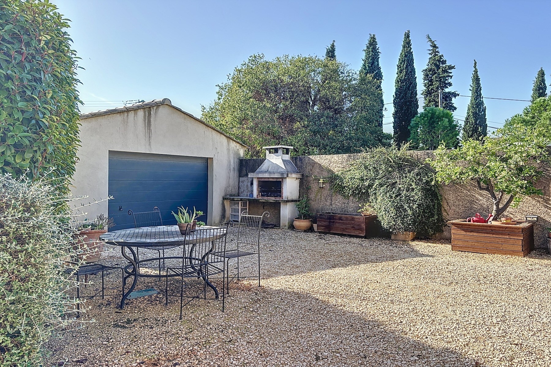  Bastide 5km from Uzes, garden with swimming pool and  view. - 物件實景