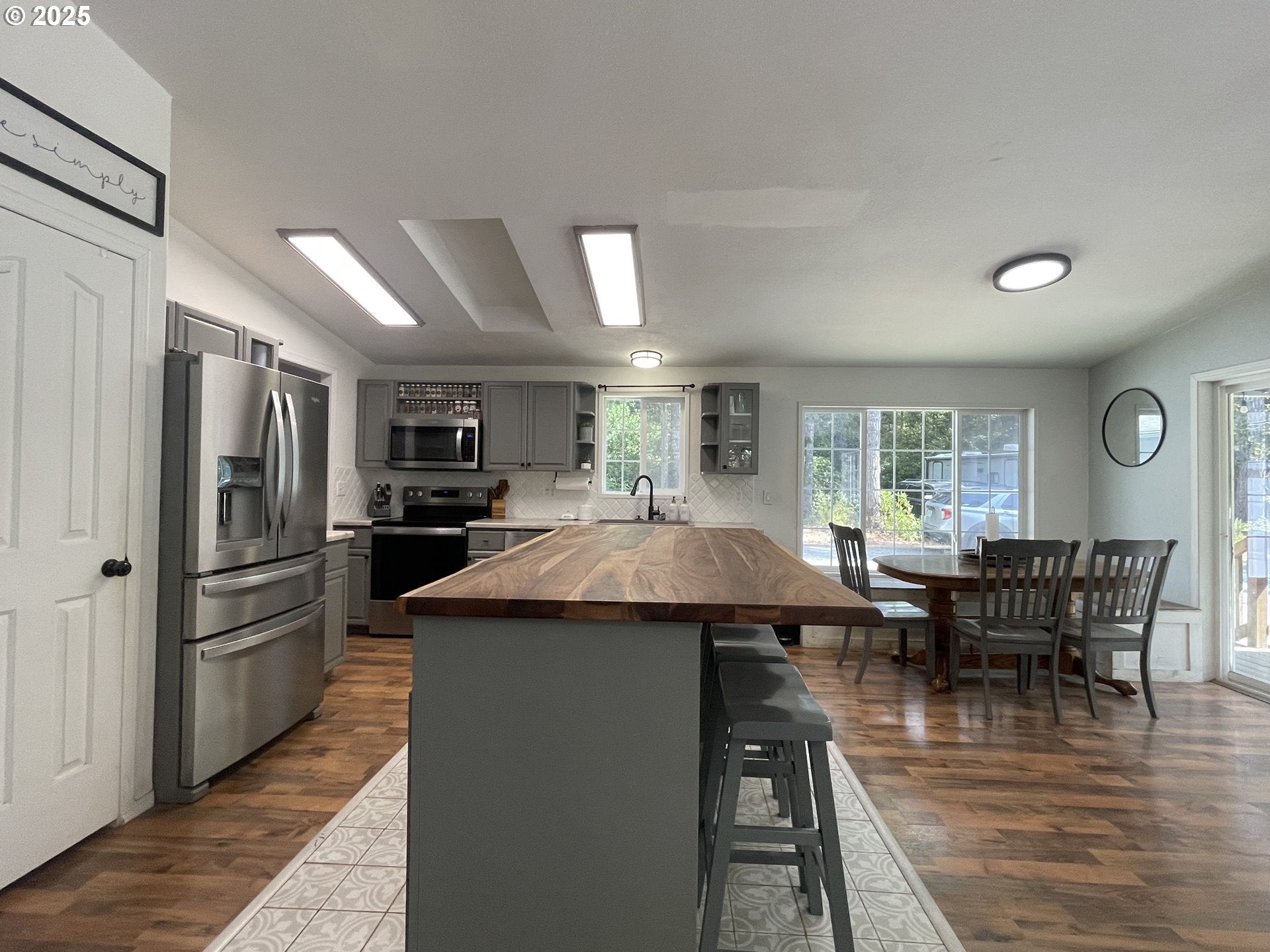 Bandon, Oregon, 97411, United States, 3 Bedrooms Bedrooms, ,2 BathroomsBathrooms,Residential,For Sale,1942662