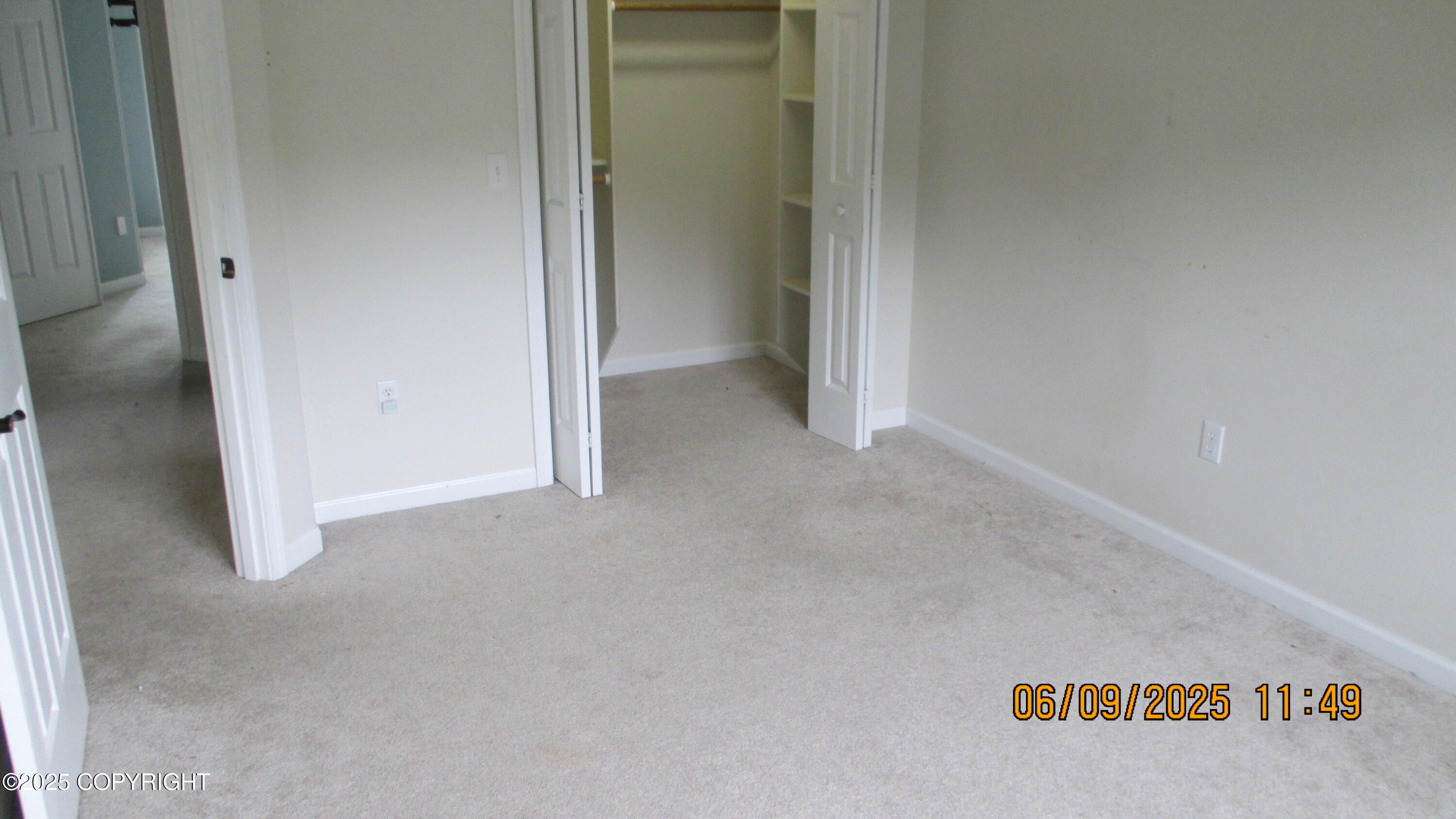 Eagle River, Alaska, 99577, United States, 4 Bedrooms Bedrooms, ,4 BathroomsBathrooms,Residential,For Sale,1981531