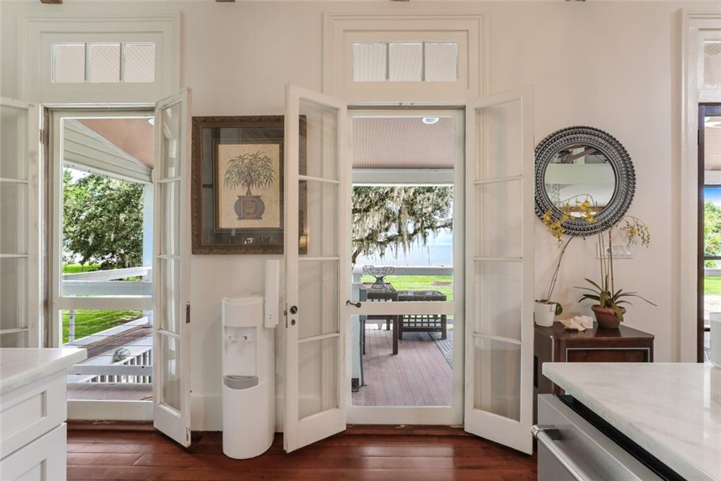 115 Holly Street, Mandeville, Louisiana, 70448, United States, 7 Bedrooms Bedrooms, ,7 BathroomsBathrooms,Residential,For Sale,115 Holly Street,1637916