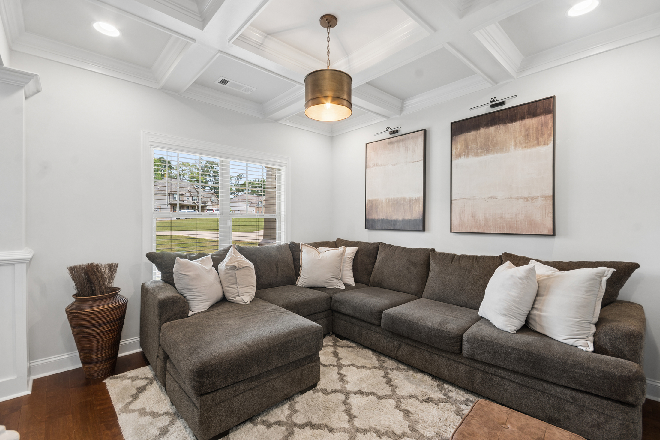  Thoughtfully Designed Home in Private, Nine Oaks Neighborhood - 物件實景