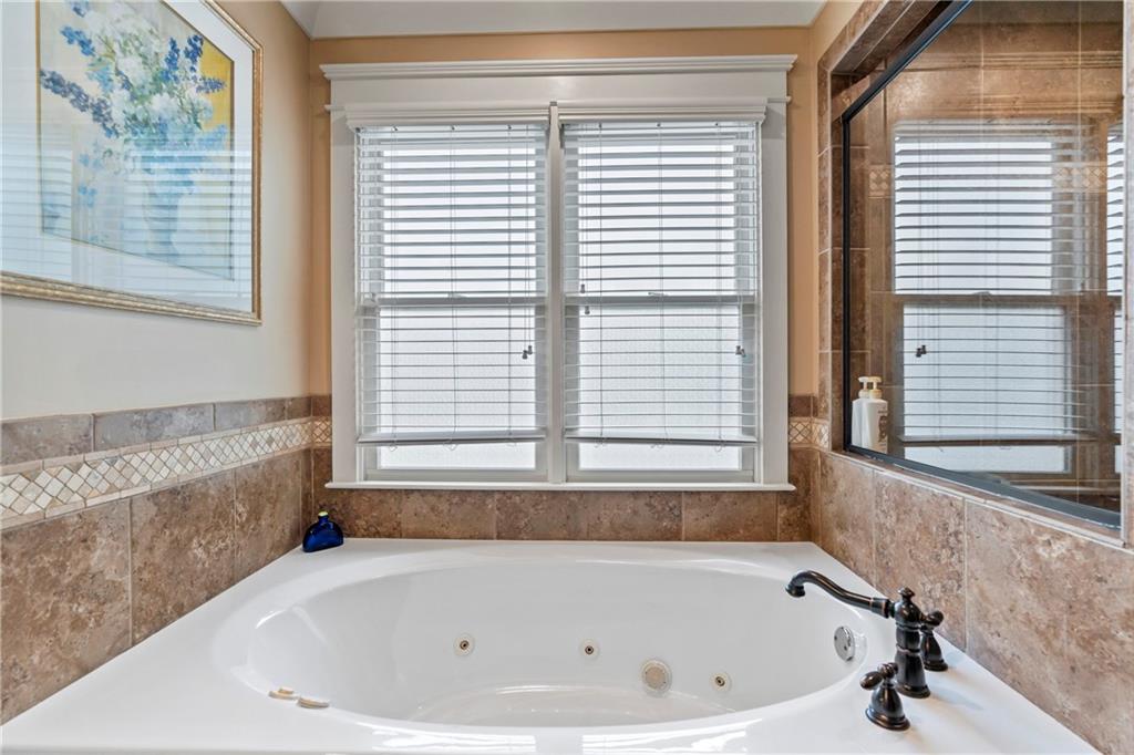 Marietta, Georgia, 30060, United States, 5 Bedrooms Bedrooms, ,4 BathroomsBathrooms,Residential,For Sale,1973923