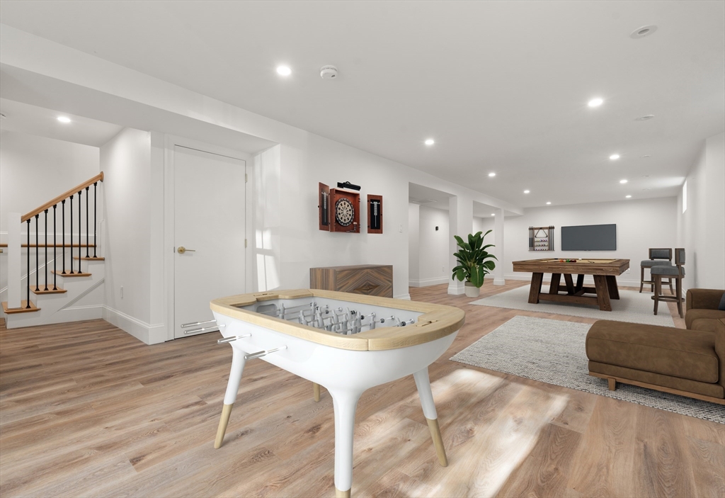 Somerville, Massachusetts, 02144, United States, 4 Bedrooms Bedrooms, ,5 BathroomsBathrooms,Residential,For Sale,1991480