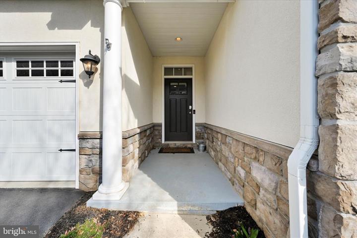 Millersville, Pennsylvania, 17551, United States, 3 Bedrooms Bedrooms, ,3 BathroomsBathrooms,Residential,For Sale,2048107
