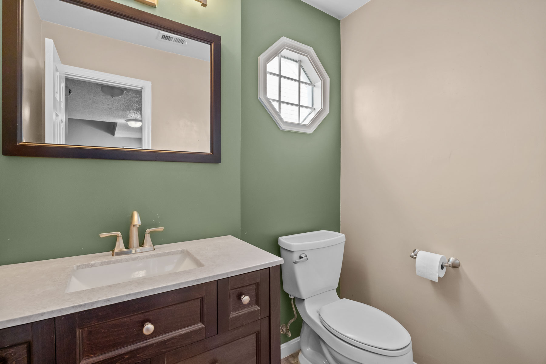  1041 Rolling Point Court, Virginia Beach, VA 23456 - 物件實景
