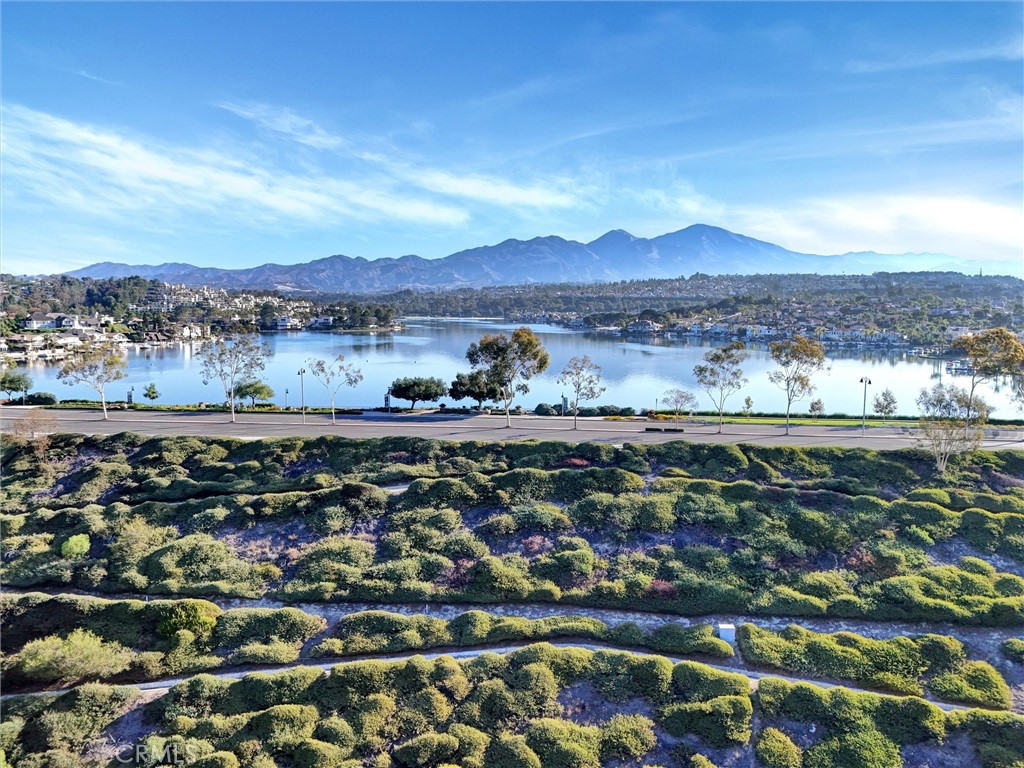 Mission Viejo, California, 92692, United States, 2 Bedrooms Bedrooms, ,2 BathroomsBathrooms,Residential,For Sale,1939643