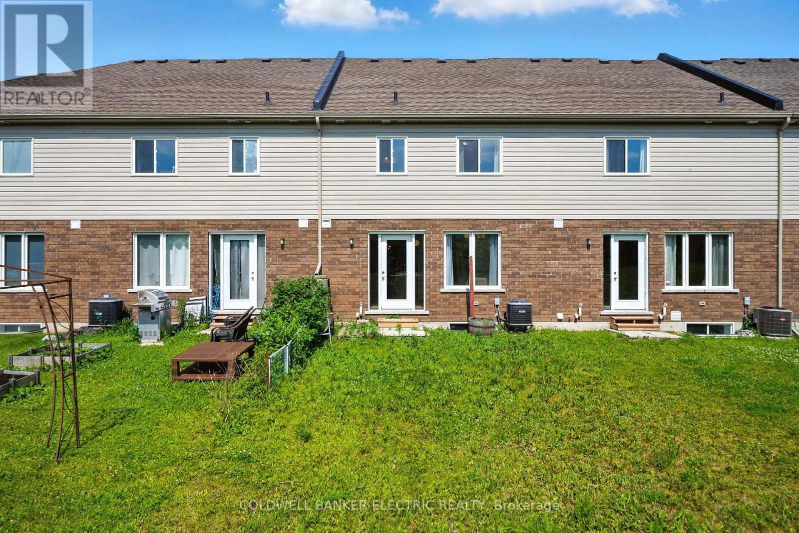 PETERBOROUGH NORTH (UNIVERSITY HEIGHTS), Ontario, K9L 0G6, CA, 3 Bedrooms Bedrooms, ,2 BathroomsBathrooms,Residential,For Sale,1891124